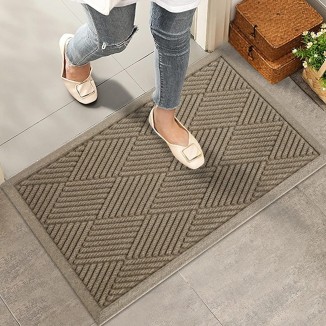 HIYARD Durable Front Door Mat, Stain and Fade Resistant