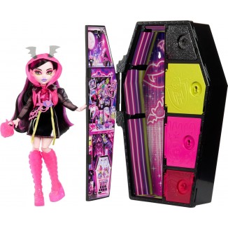 ​Monster High Doll and Fashion Set,Dress-Up Locker with 19+ Surprises​​