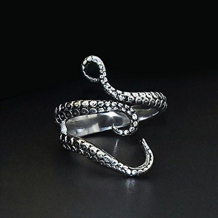 Embrace Gothic Punk Style with Stainless Steel Octopus Tentacle Ring