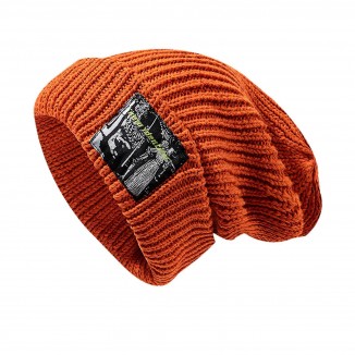 Street-Ready Style: Niche Cloth Labeling Knitted Hat