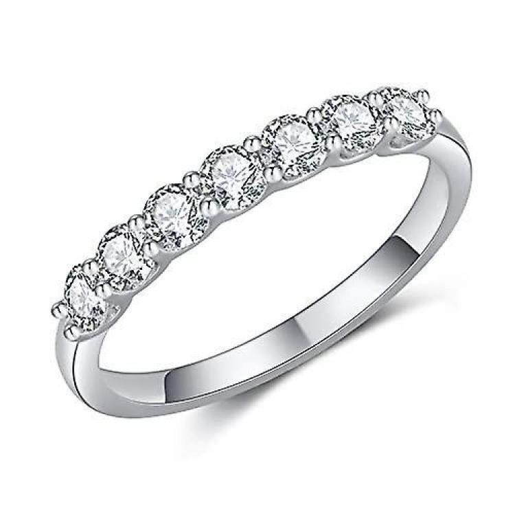 Dazzling Moissanite Engagement Ring for Women