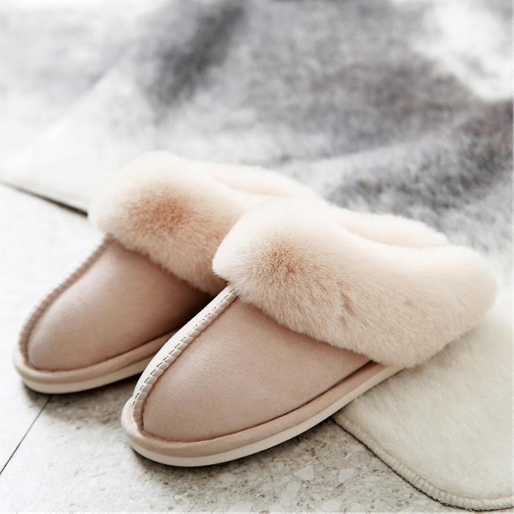 Fur Slippers – Stay Warm and Comfortable with Soft Home Slippers