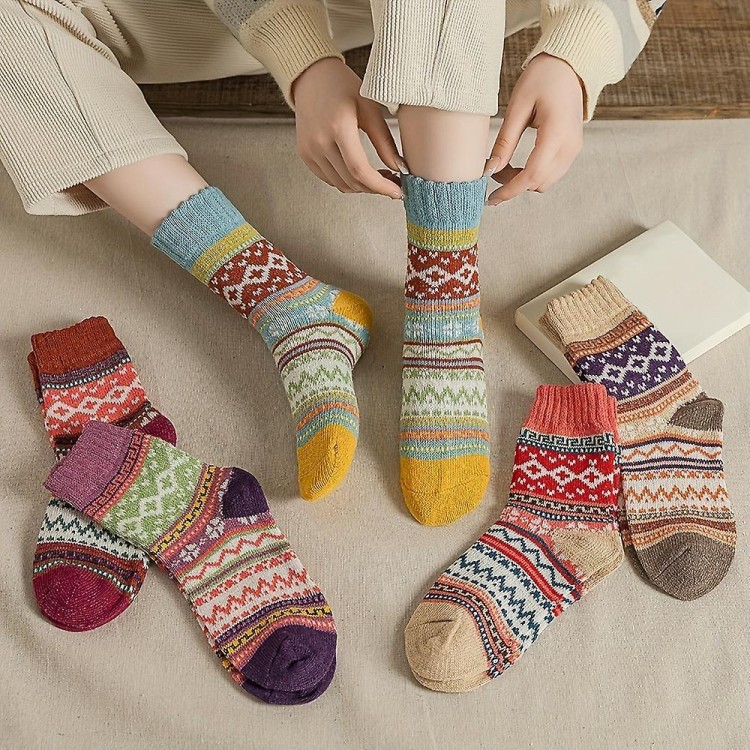 Women's Geometric Pattern Socks - Retro Ethnic Style, Comfy & Warm