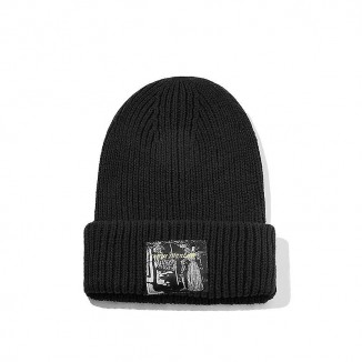 Niche Cloth Labeling Knitted Hat - Women's Warm Beanie, Ideal For The