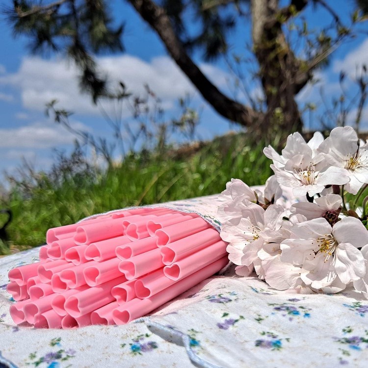 100pcs Heart Shaped Pink Straws Disposable Drinking Cute Straw