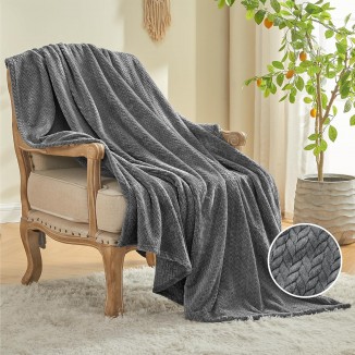 Fleece Twin Blanket for Bed - Leaves Pattern Lightweight Blanket Twin Size