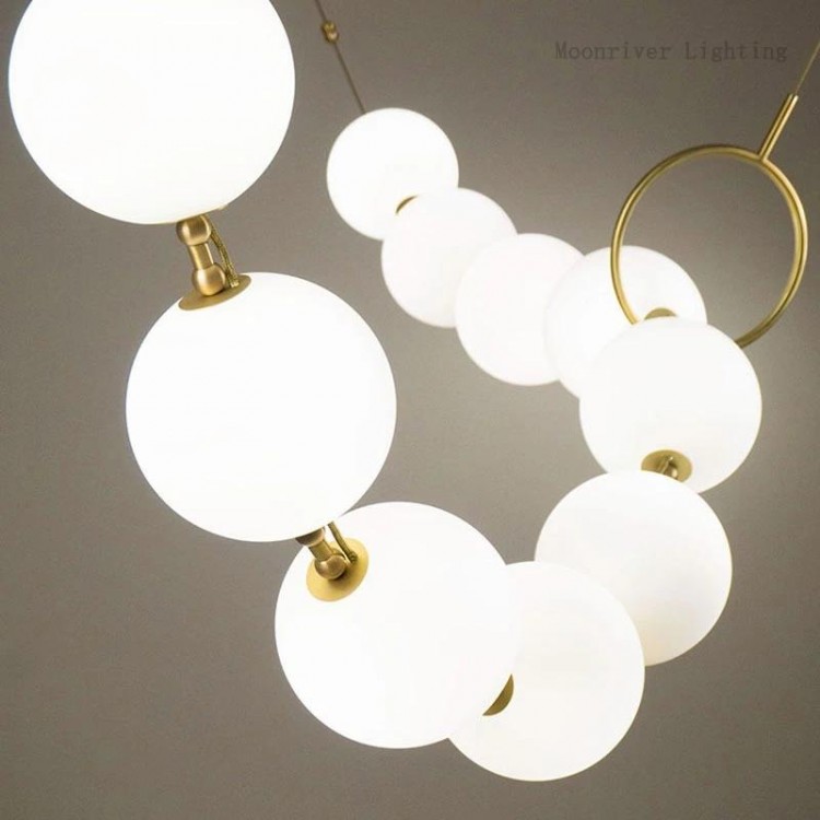 Moonriver Lighting 2023 Europe Luxury Necklace Shape Pendant Light Magic Bean Chandelier White Glass Ball Hanging Lamp for Home