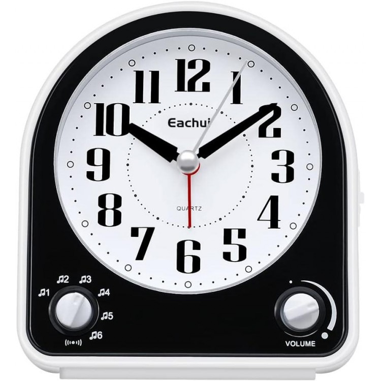 Analogue Alarm Clock with 7 Alarm Tones