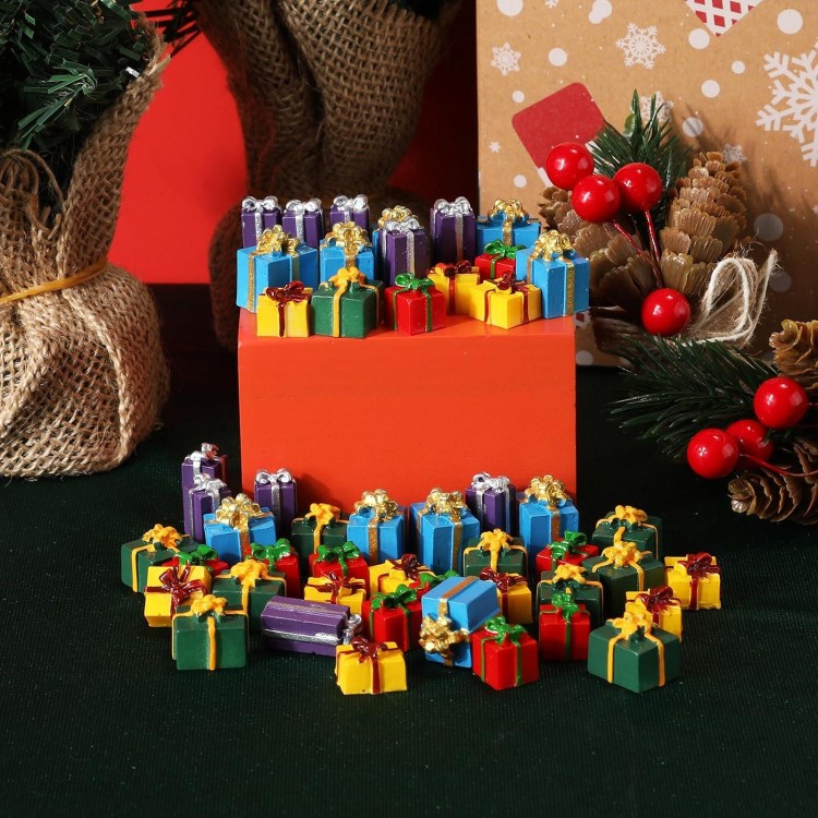 50pcs Mini Coffrets Cadeaux en Résine, Coffrets Cadeaux de Noël Miniat